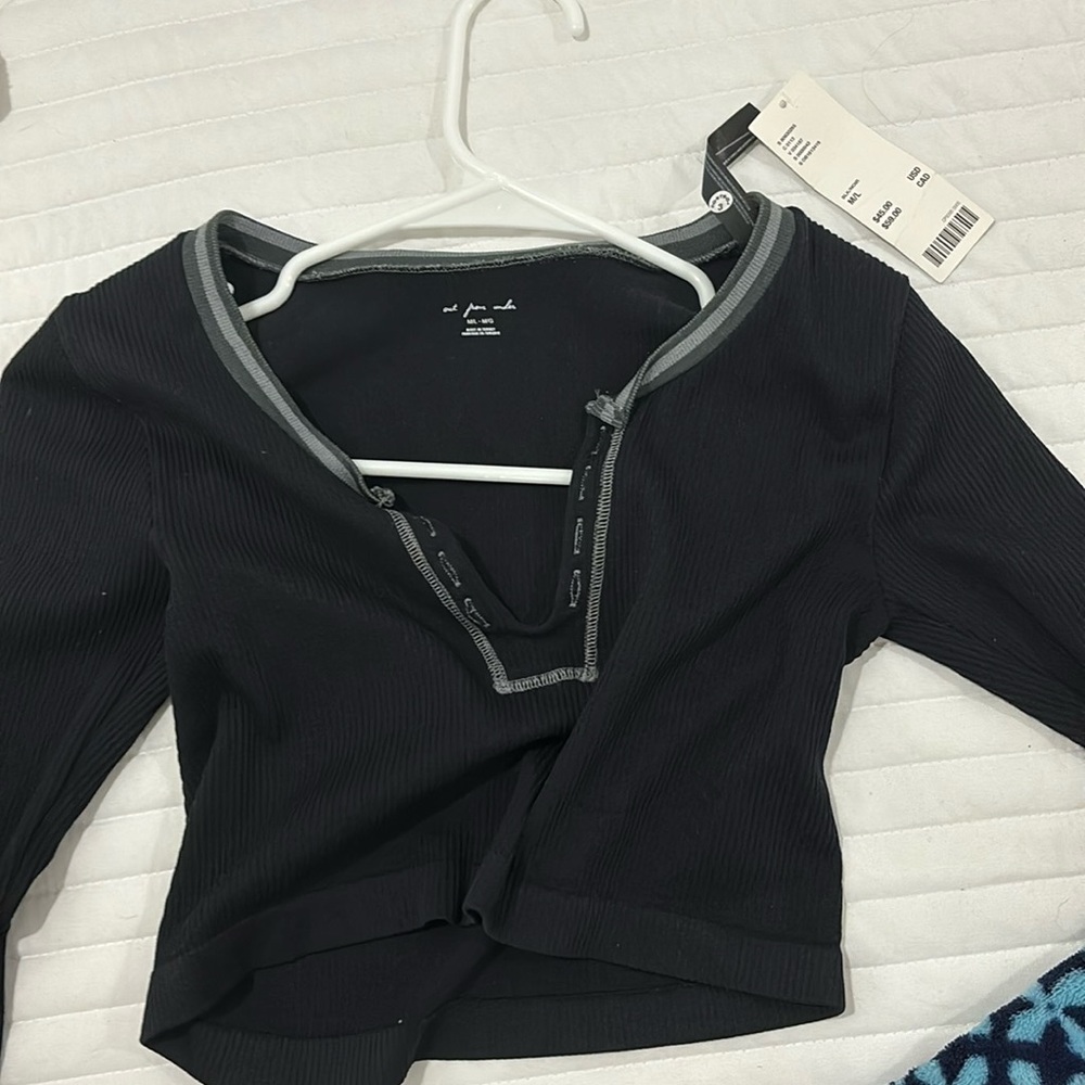nwt top!